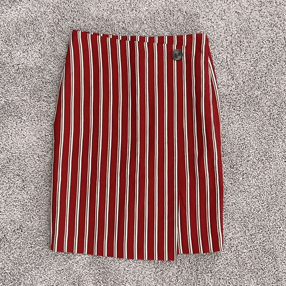 NWT Ann Taylor Factory Red Striped Midi Skirt - Size 4P Petite
